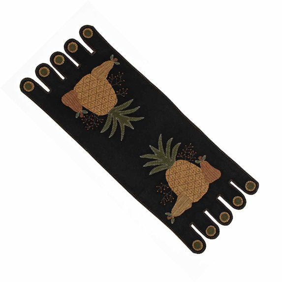Primitive Farmhouse 14" x 36" Applique Pineapple Table Runner Folk Art - The Primitive Pineapple Collection