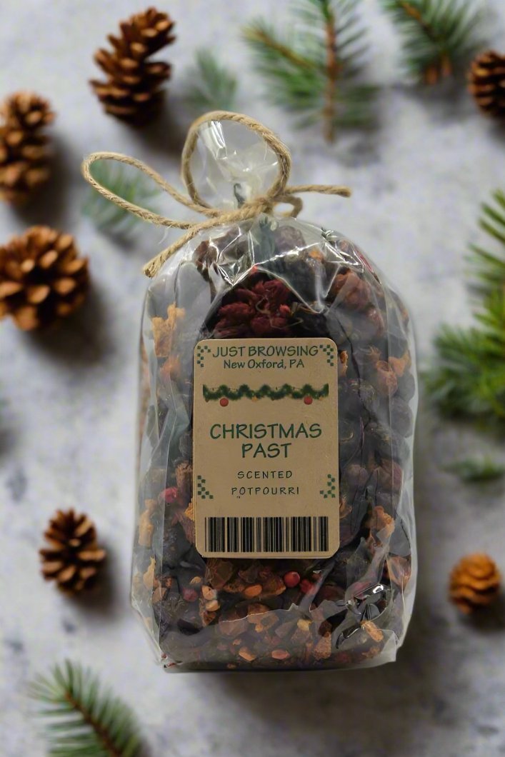 Handcrafted Holiday Christmas Past Potpourri - The Primitive Pineapple Collection
