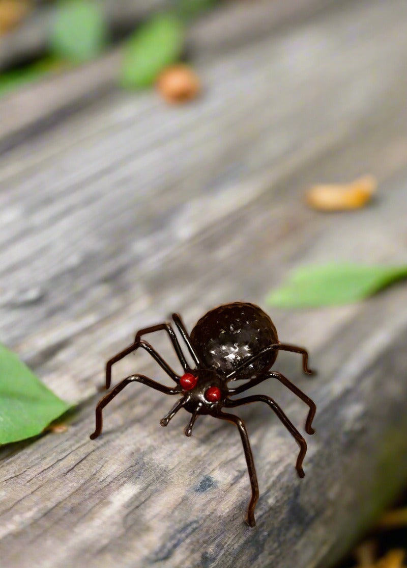 Primitive Halloween Recycled Metal Black Spooky Spider 4.5&quot;