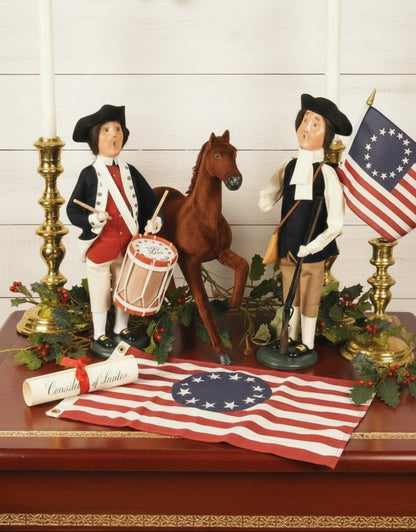 Byers Choice 250 Year Collectable Revolutionary Patriot 1776 Caroler 5262 - The Primitive Pineapple Collection