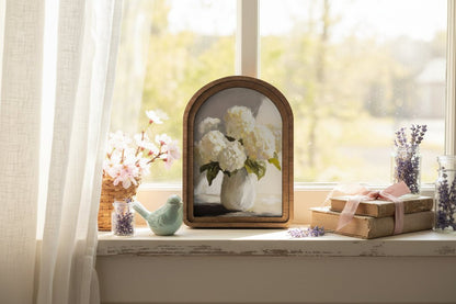 Handcrafted Retro 8" Canvas on Wood Arch Top Hydrangea Vase Framed Art - The Primitive Pineapple Collection