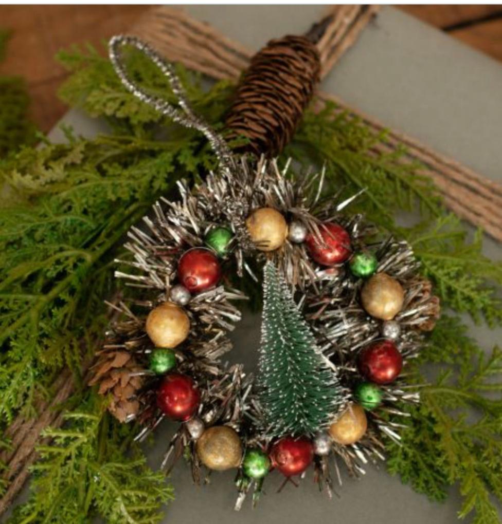 Christmas Ragon House Beaded Tinsel Wreath w/ Red Bow 4" - The Primitive Pineapple Collection