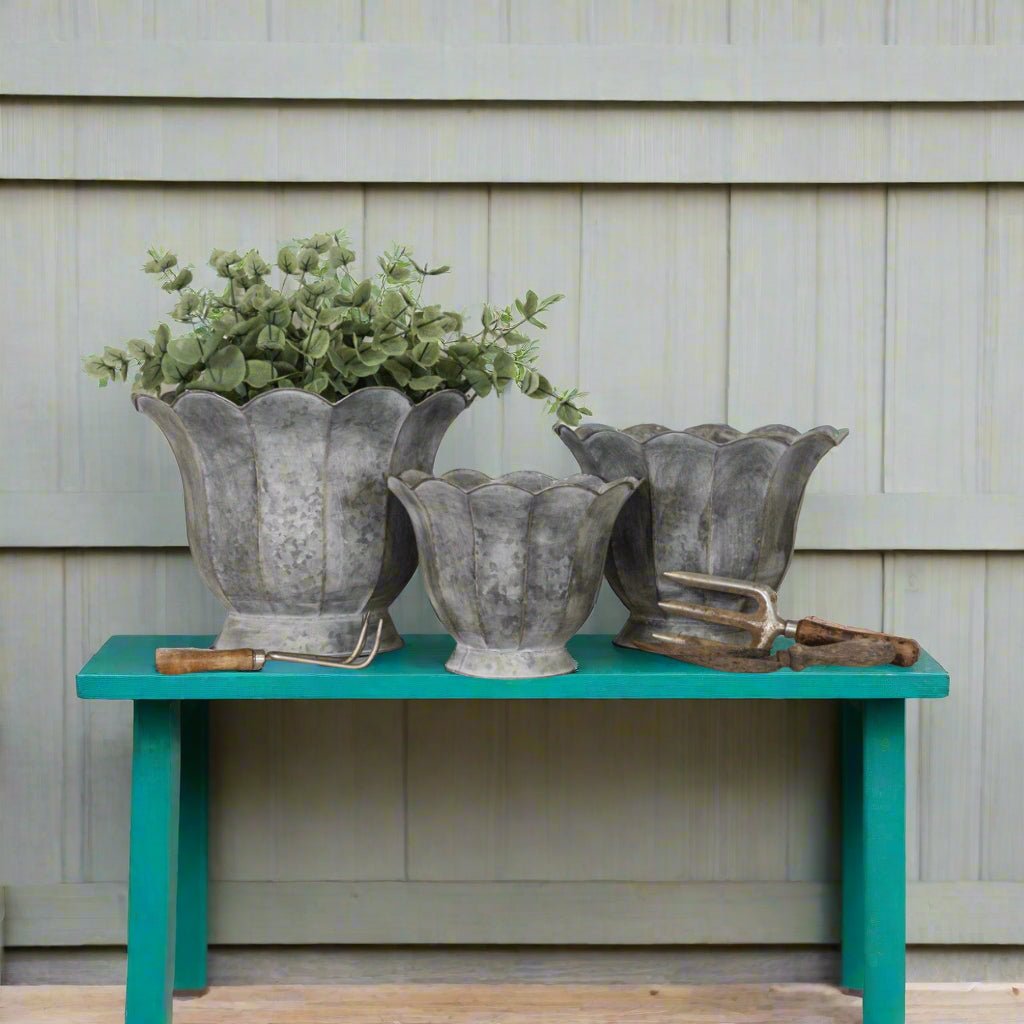Primitive Ragon House 3 pc Vintage Look Scalloped Edge Metal Vases - The Primitive Pineapple Collection