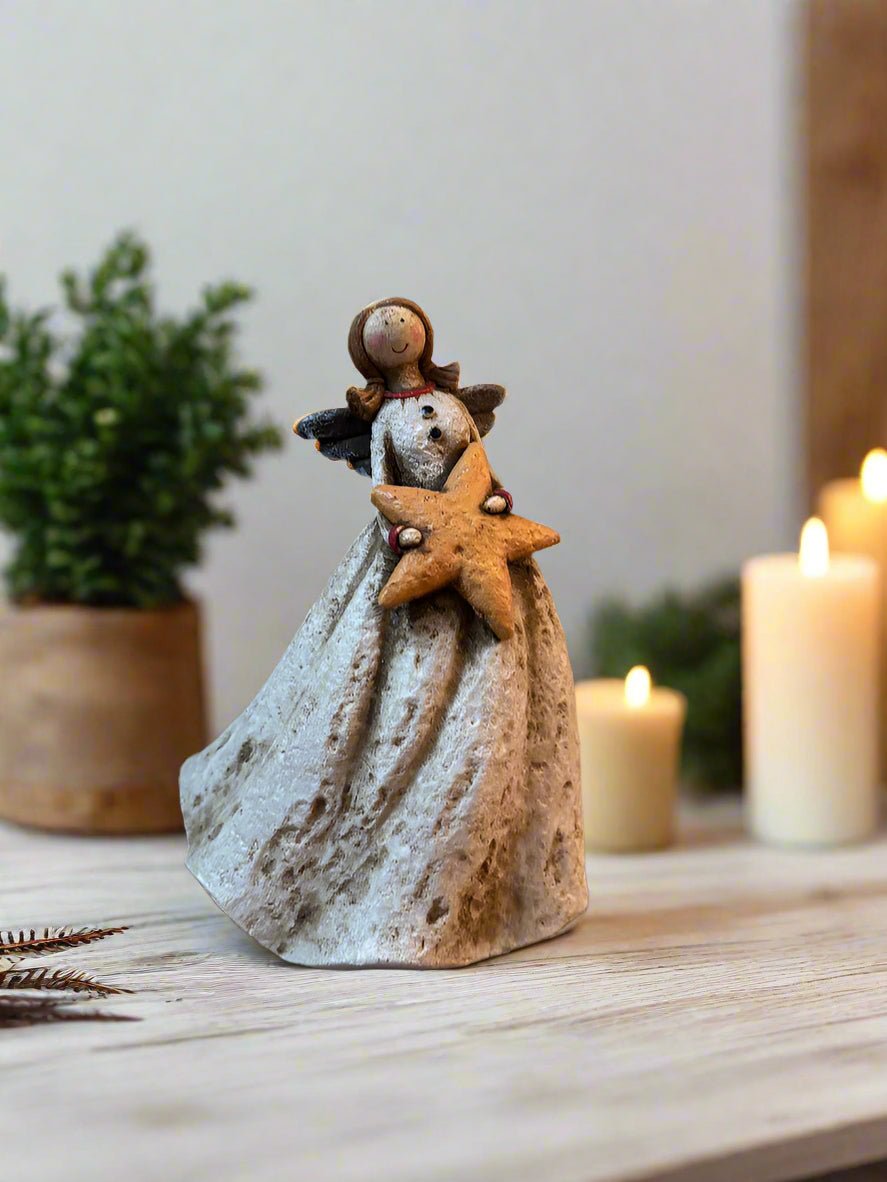 Primitive Farmhouse 9&quot; Folk Art Angel with Star - The Primitive Pineapple Collection