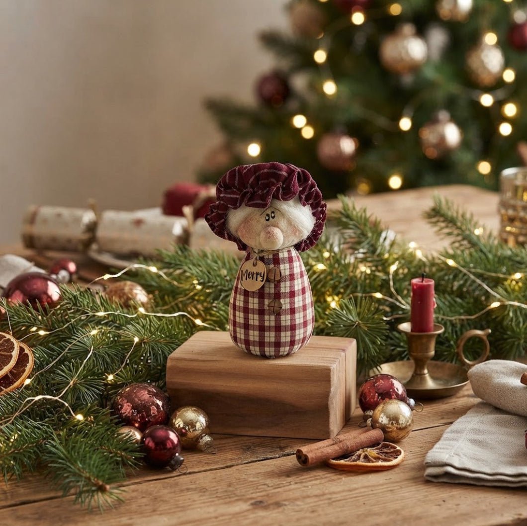 Honey and Me Christmas Merry the Mrs. Claus 6" - The Primitive Pineapple Collection