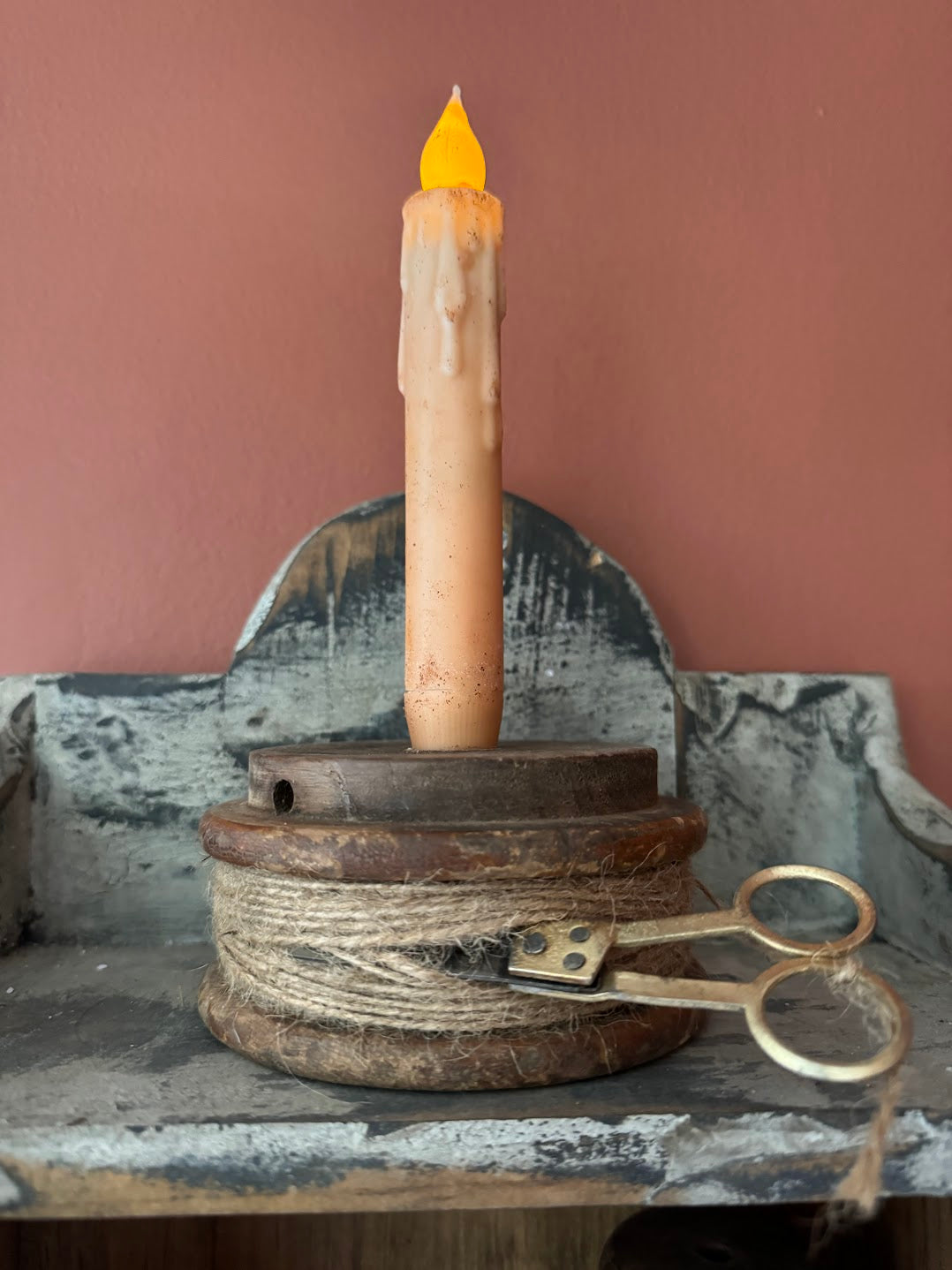 Primitive Wood Spool w/ Twine and 7&quot; Cream Timer Candle Set