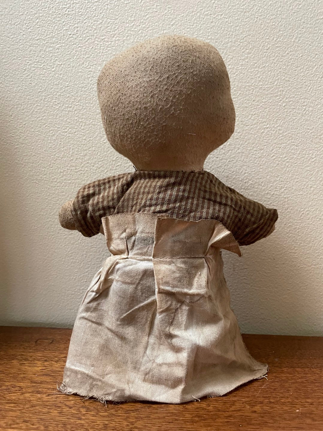 Primitive Handcrafted USA Folk Art 9&quot; Amish Doll with Apron