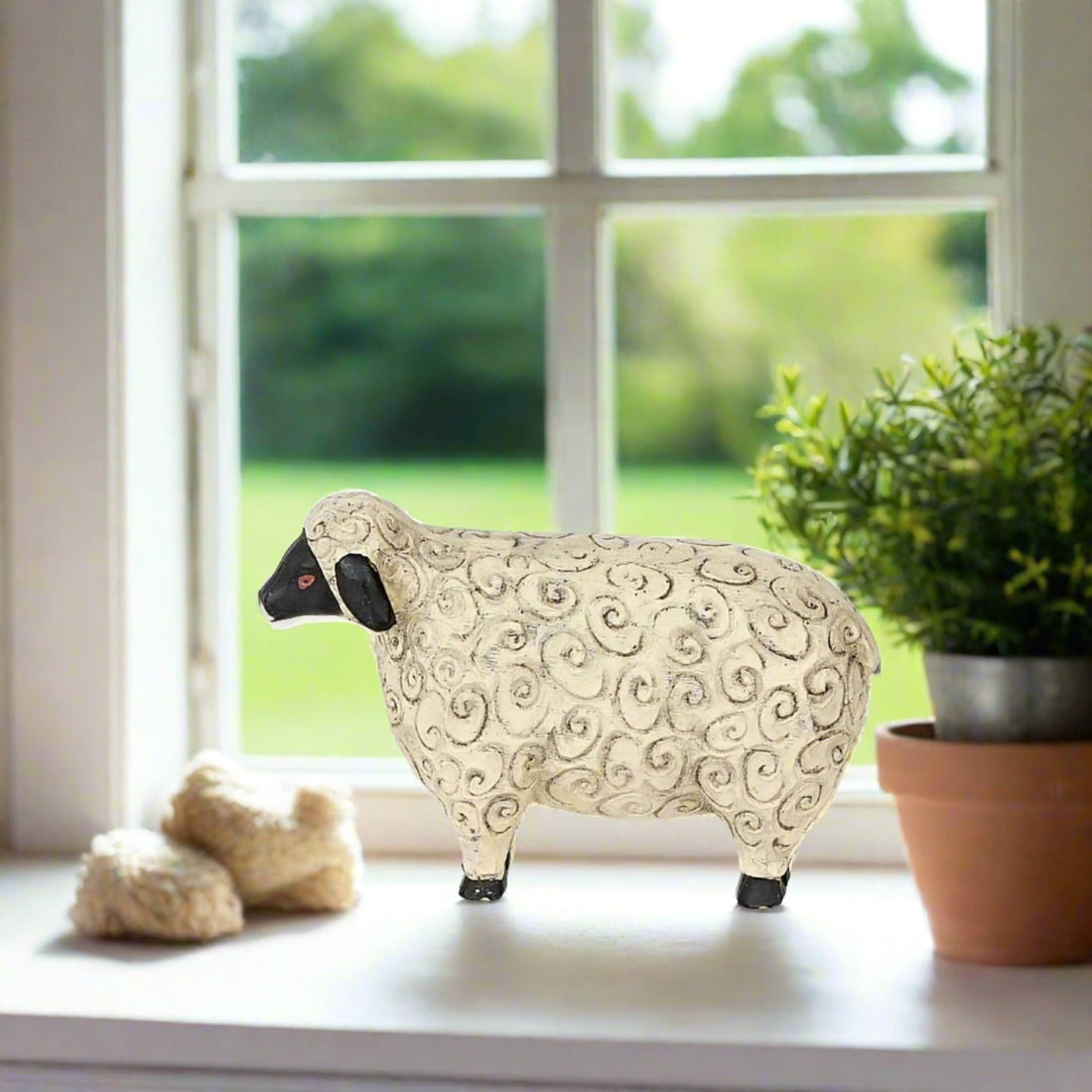 Primitive Farmhouse Folk Art 3.5" Sheep Figurine - The Primitive Pineapple Collection