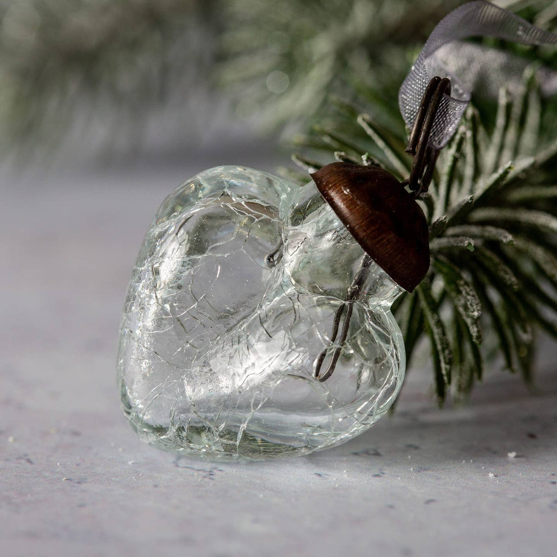 Christmas Handmade 1” Crackle Clear Heart Ornaments 6 pc Set - The Primitive Pineapple Collection