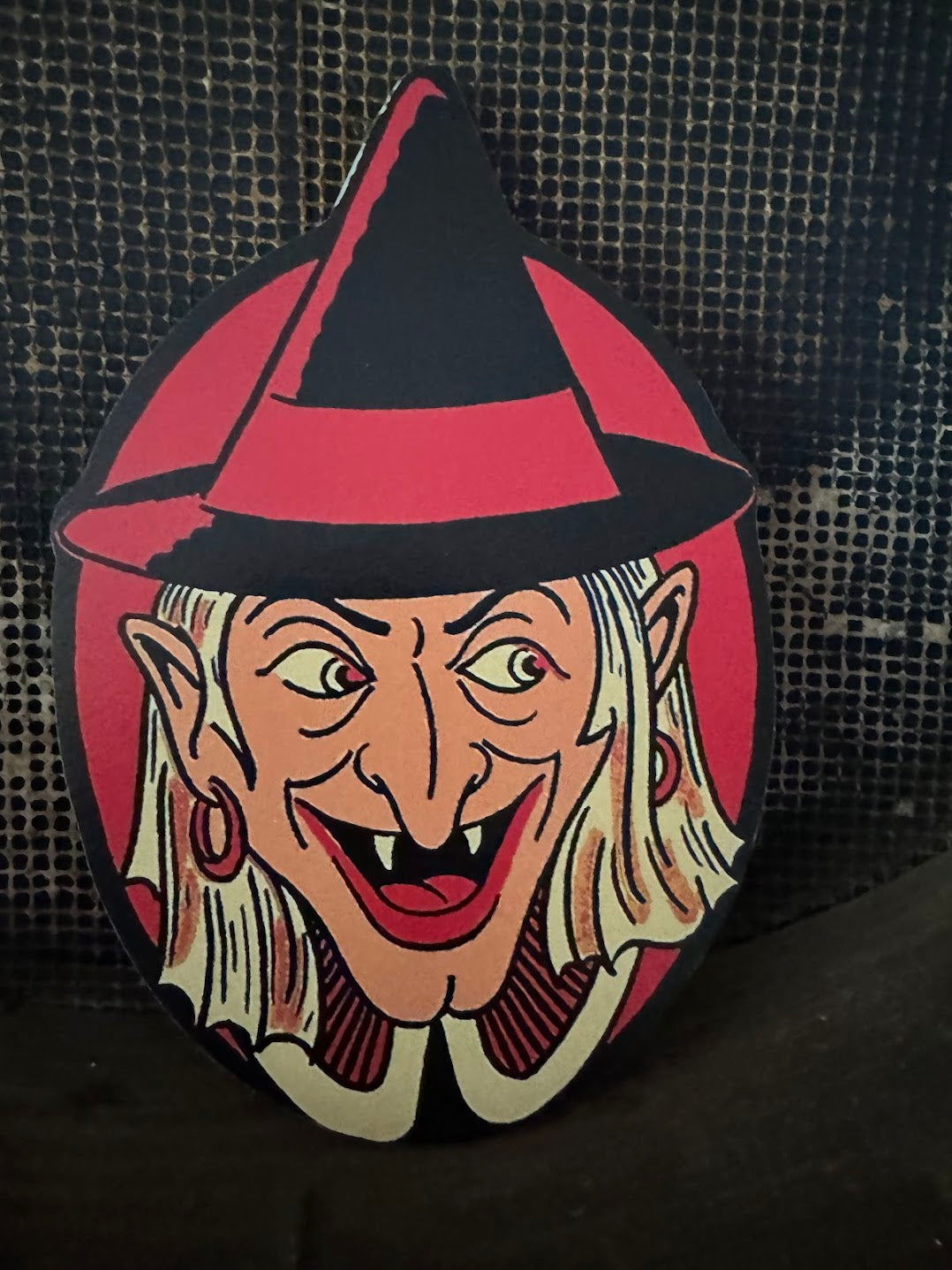 Handcrafted Halloween Retro Witch Oval Wood Cutout 7&quot;