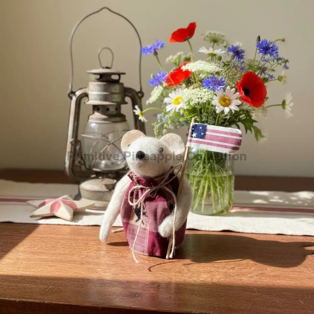 Handcrafted Americana Patriotic Mouse with Flag - The Primitive Pineapple Collection