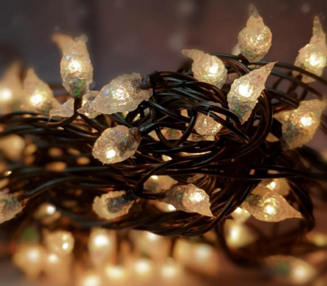 Handcrafted USA Teeny Prim Christmas Icicles 20 Ct. Rice String Light - The Primitive Pineapple Collection