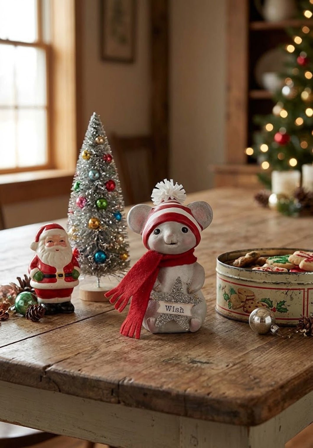 Bethany Lowe Starlight the Christmas Mouse by Michelle Allen - The Primitive Pineapple Collection