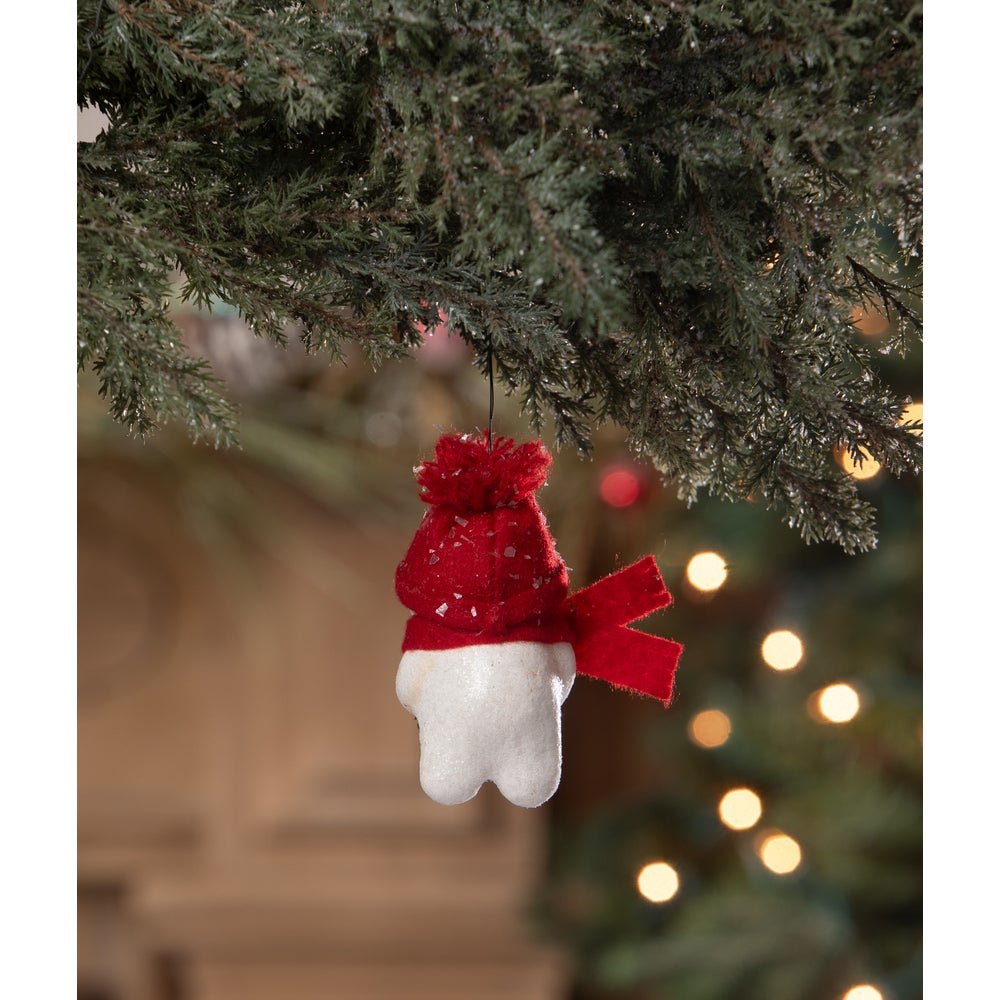 Bethany Lowe Christmas Snowman with Wreath Ornament MA4079 - The Primitive Pineapple Collection