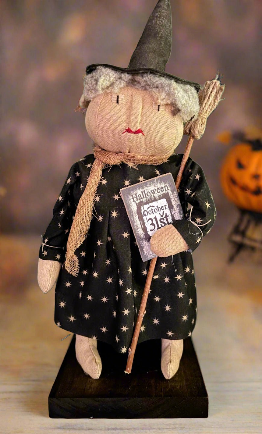Primitive Folk Art USA Halloween Witch w/Oct 31 Sign 15&quot;