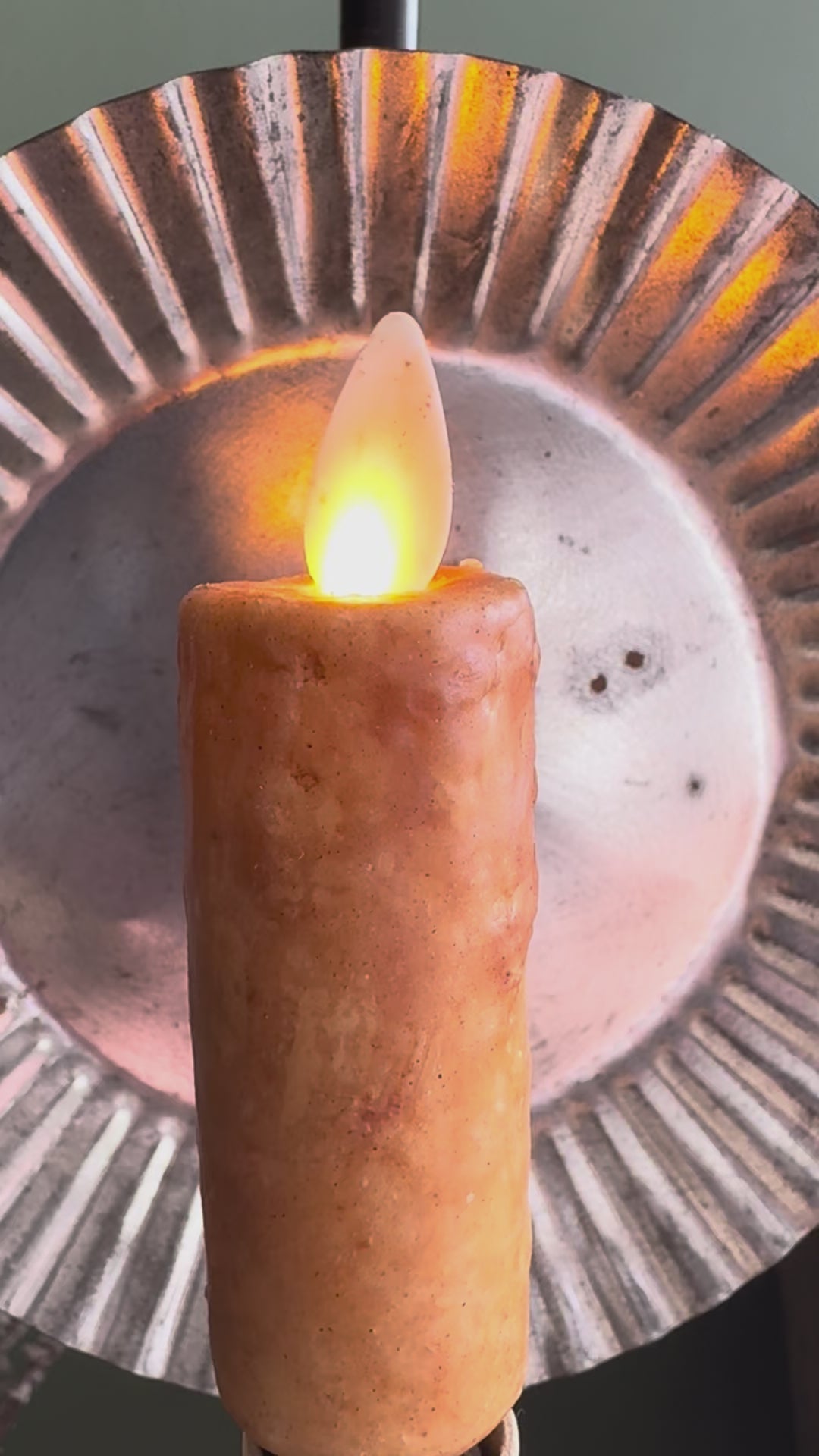 Primitive Grungy Mustard 4" Moving flame Electric Light bulb