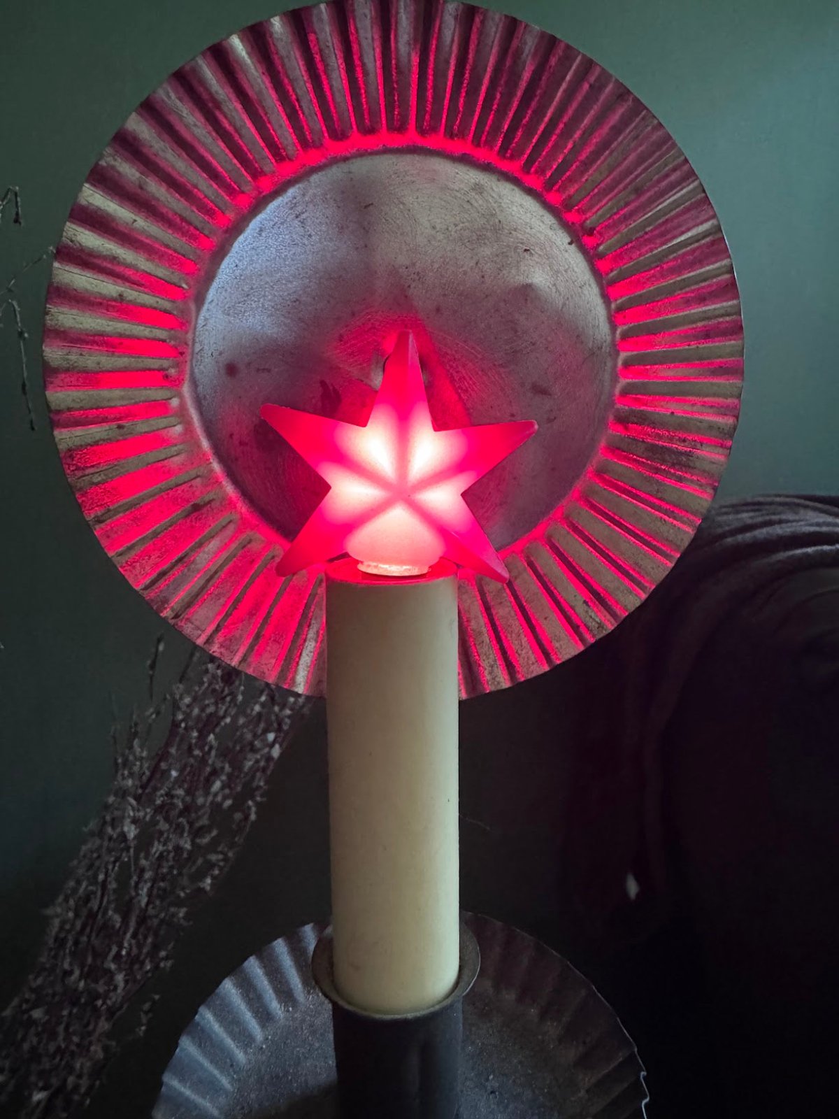 Handcrafted Americana Red Star Bulb Silicone Light Bulb | Vickie Jean&