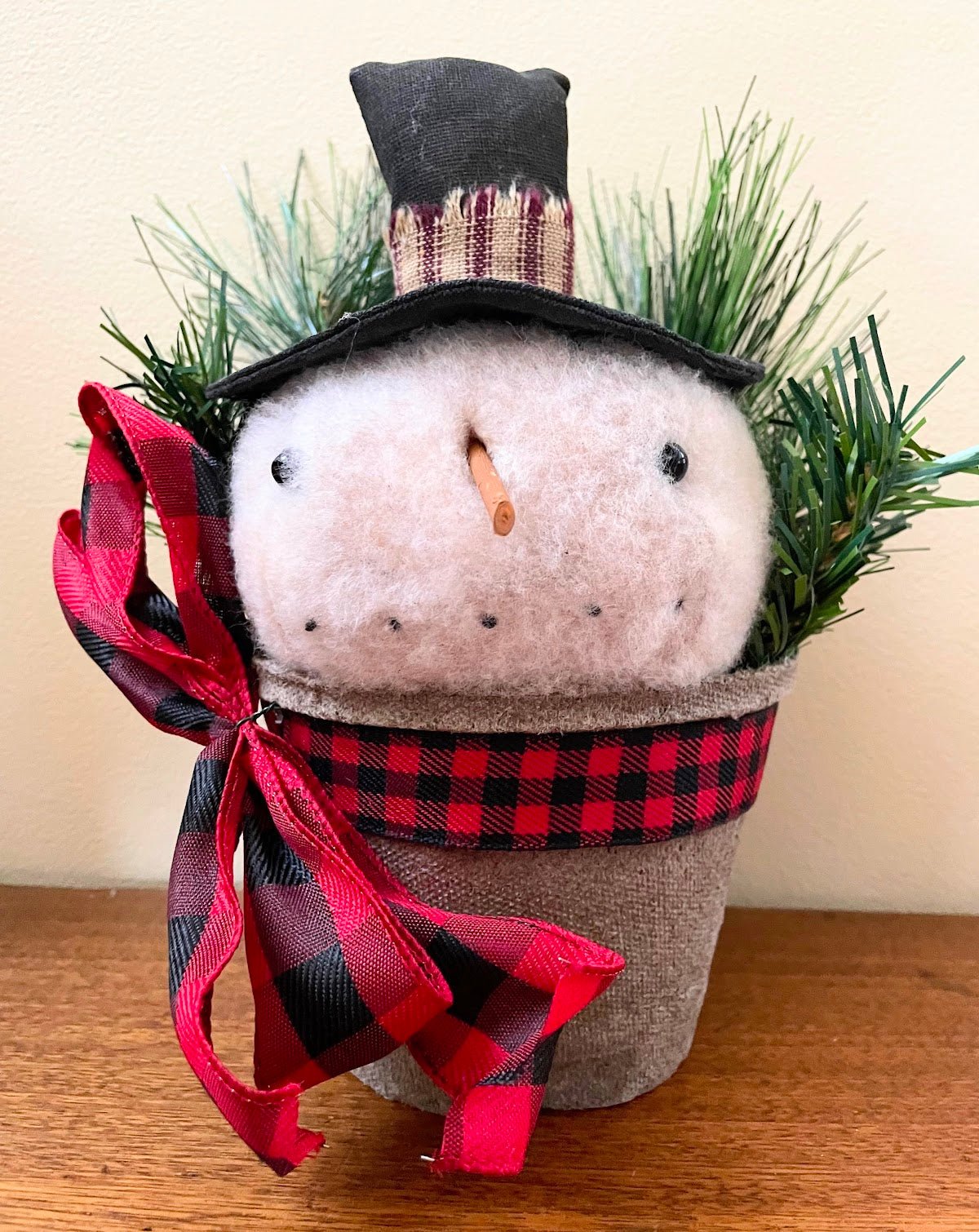 Primitive Folk Art Snowman Head in Pot of Christmas Greens 11&quot; Top Hat - The Primitive Pineapple Collection