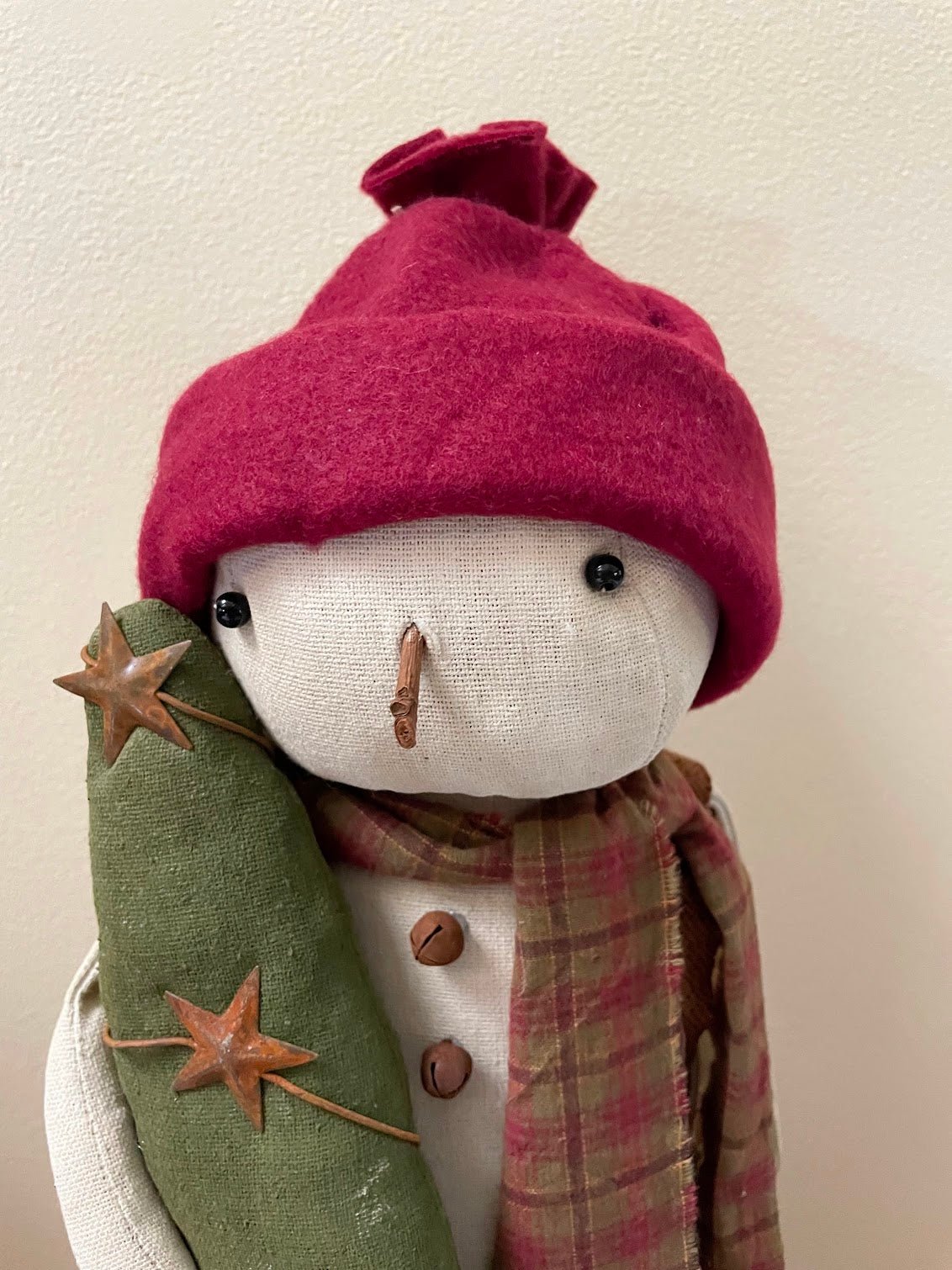 Primitive Folk Art Christmas Snowman on Stand 17&quot; w/ Tree Red Hat - The Primitive Pineapple Collection