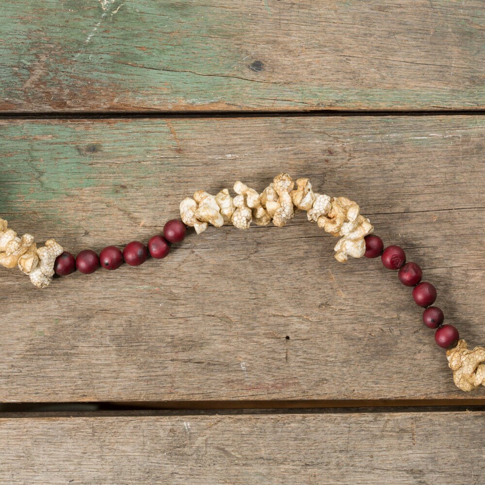 Primitive Farmhouse Popcorn &amp; Cranberry Garland Christmas 9 foot - The Primitive Pineapple Collection