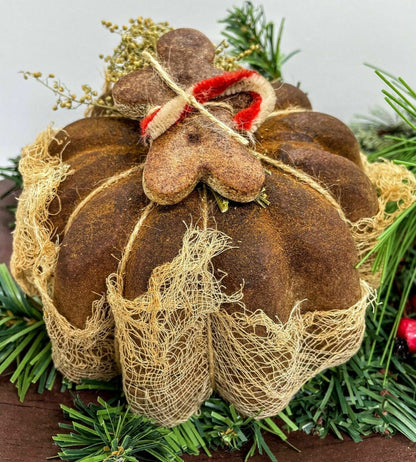 Primitive Colonial Christmas Large Scented Gingerbread Pantry Cake - The Primitive Pineapple Collection