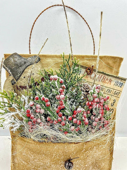 Primitive Christmas Handmade Hanging Snowman Pocket Greens Berries 8”x7&quot; - The Primitive Pineapple Collection