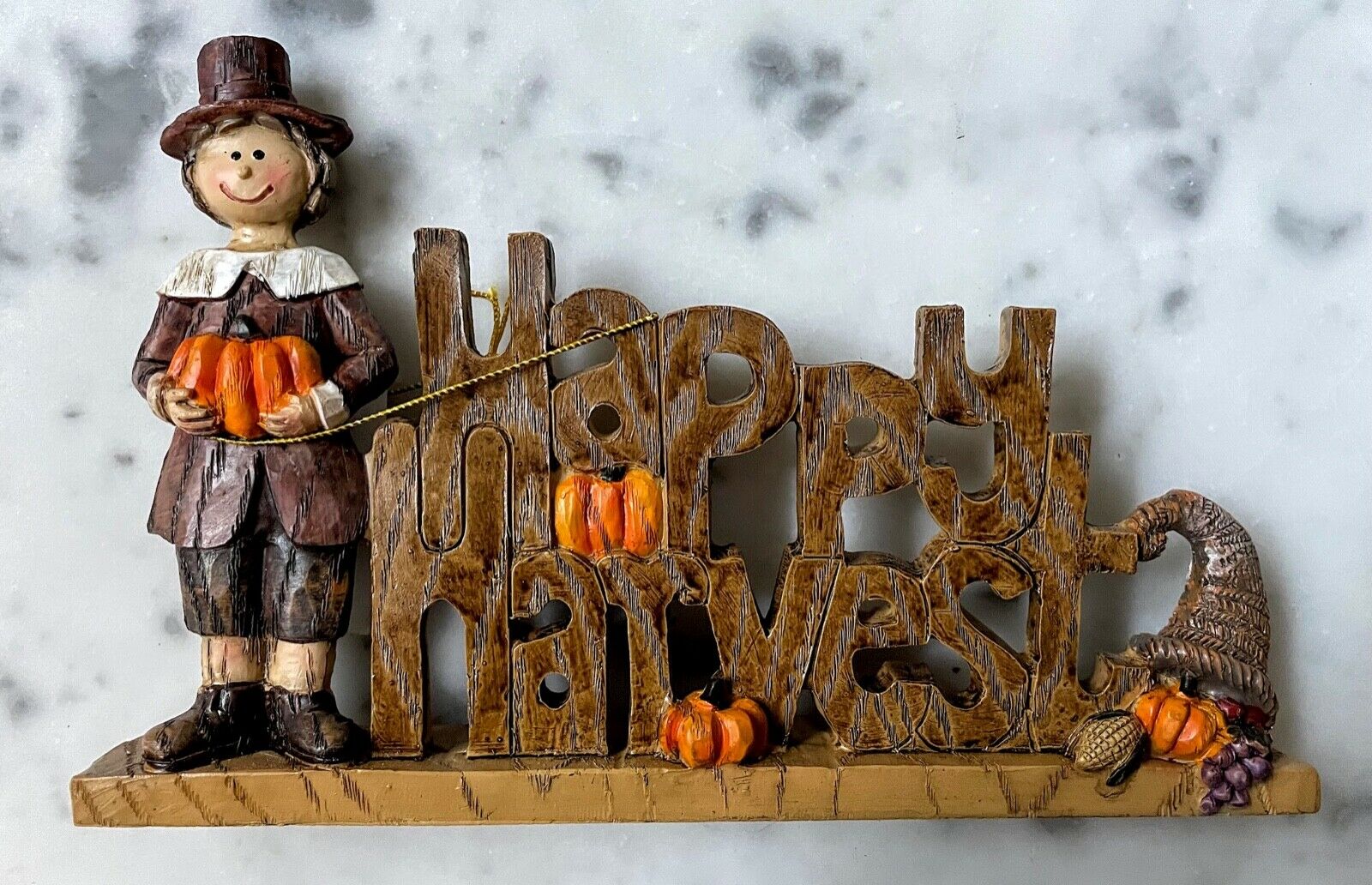 Farmhouse/Country Fall Pilgrim Give Thank of Happy Harvest Tabletop Sign 3” x 4&quot; - The Primitive Pineapple Collection