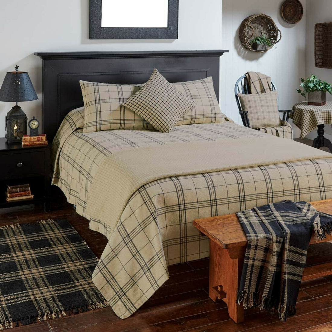 Primitive/Country Fieldstone Plaid Queen/King Bedspread Quilt - The Primitive Pineapple Collection