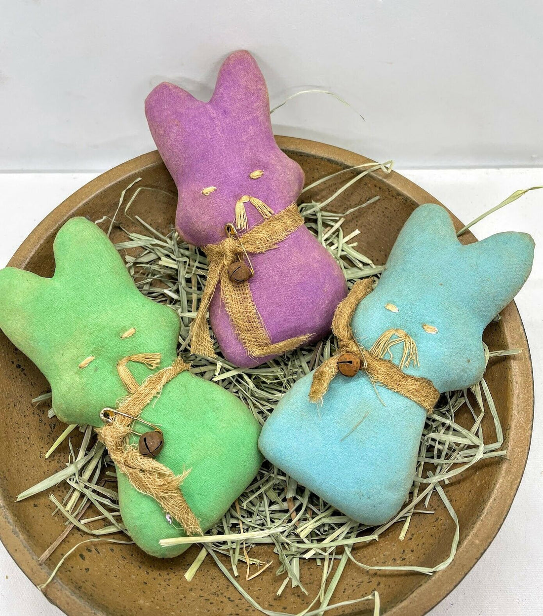 Primitive Farmhouse Handcrafted 3 pc Fabric Peep Bunny Bowl Fillers 5 1&