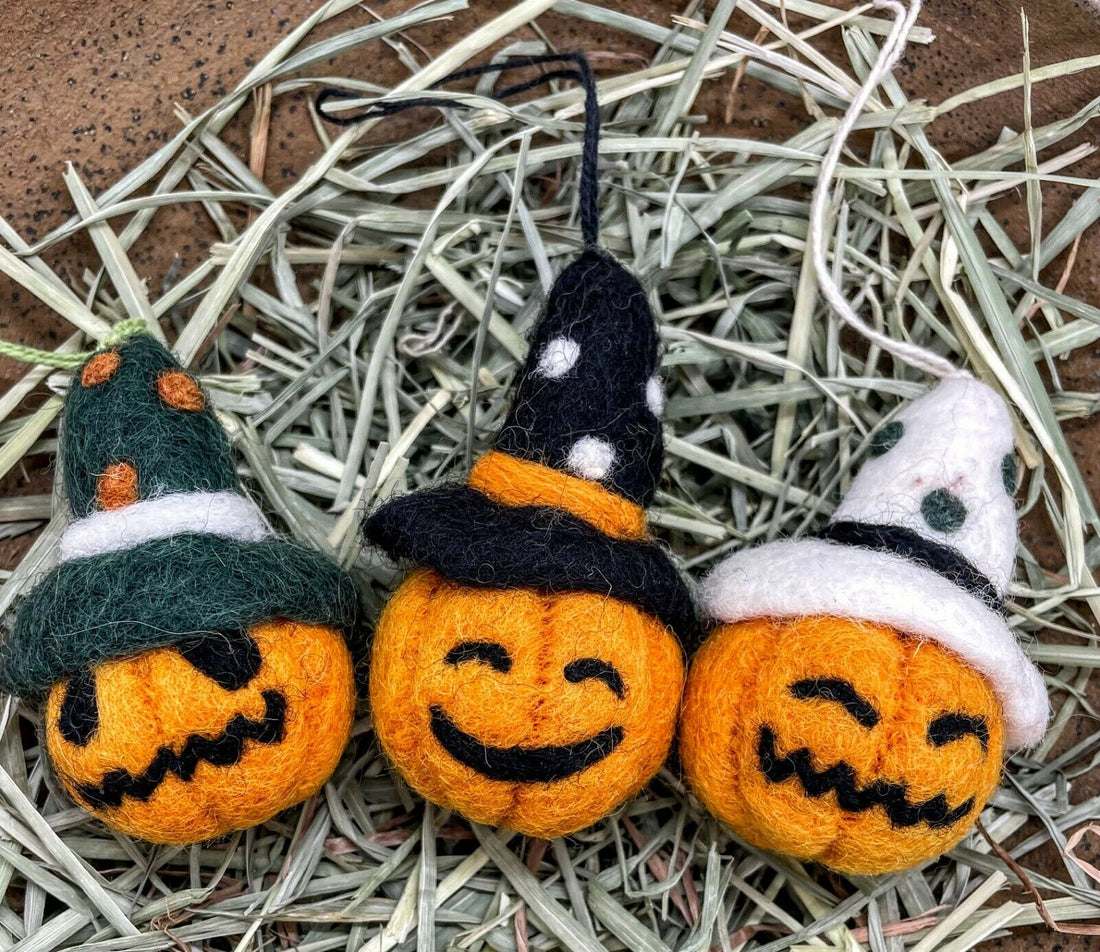 Primitive Folk Art Handmade Felted Wool Halloween 3 Pc Jack O Lantern Ornament - The Primitive Pineapple Collection