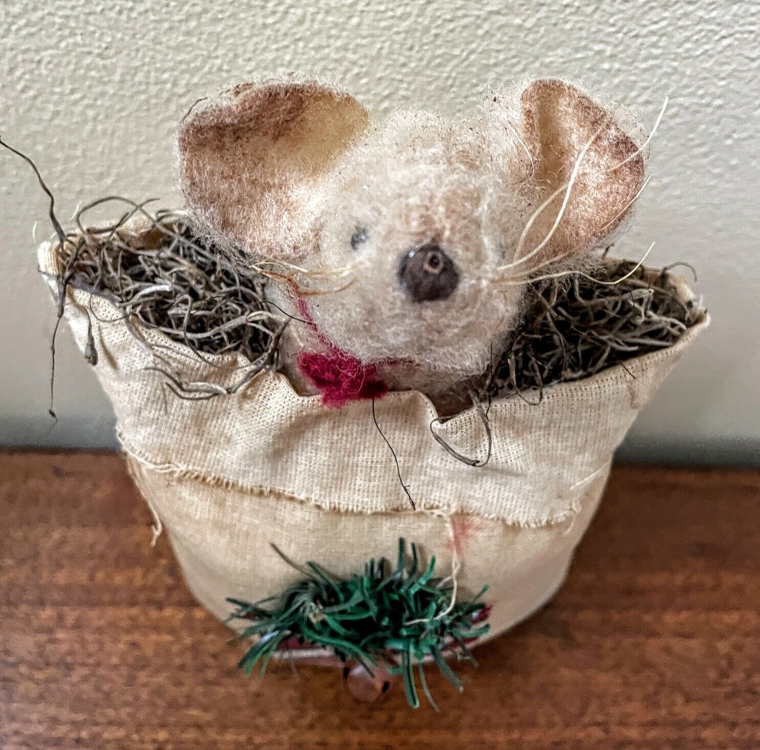 Primitive Handcrafted Christmas Mouse in Sack 8&quot; Folk Art Country - The Primitive Pineapple Collection