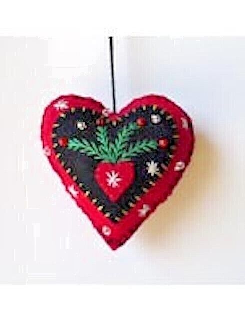 Primitive Handcrafted Christmas Applique w/ Beading Mitten/Heart Ornaments - The Primitive Pineapple Collection