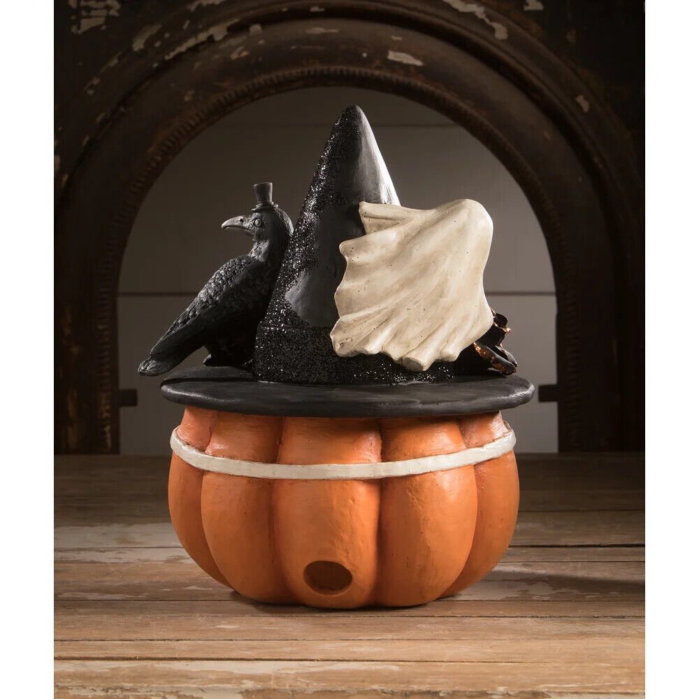 Bethany Lowe Halloween Spooktacular Gathering TD1200 - The Primitive Pineapple Collection