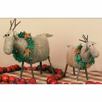 Primitive Country Honey and Me Christmas&quot; Rustic Small Reindeer w/ Antlers and Wreath - The Primitive Pineapple Collection