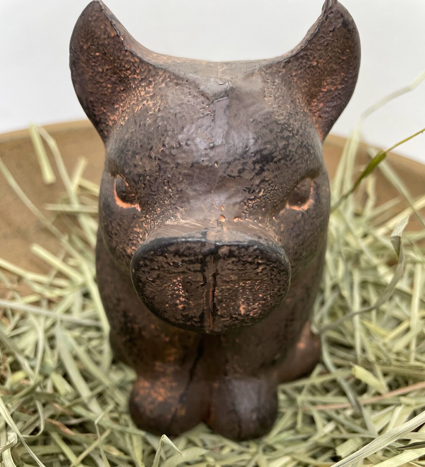 Primitive Country Cast iron Pig 4.5&quot; - The Primitive Pineapple Collection