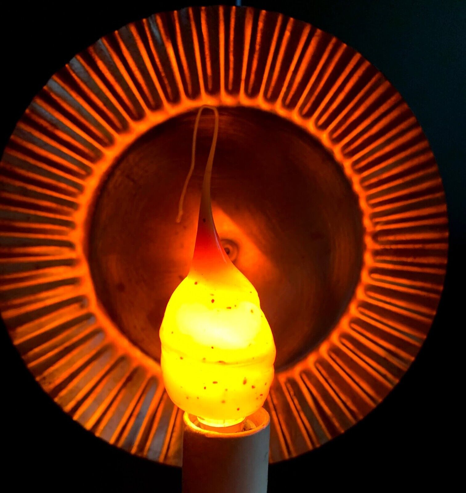 Primitive/farmhouse Fall 4 watt country mustard silicone bulb scented - The Primitive Pineapple Collection