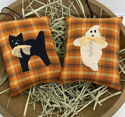Primitive Handcrafted Halloween 2pc Pillow Bowl Filler Plaid Cat and G –  The Primitive Pineapple Collection
