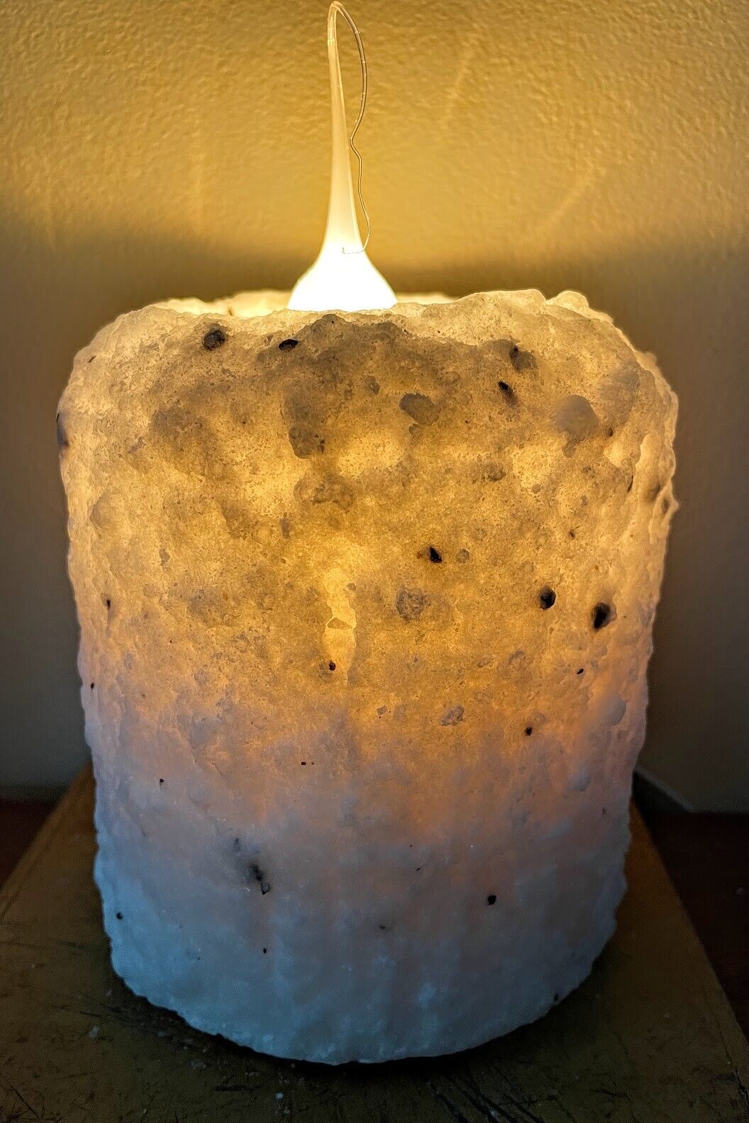 Primitive/Country Handcrafted Electric Hearth Vanilla Bean Candle 5&quot; x 4’5&quot; - The Primitive Pineapple Collection