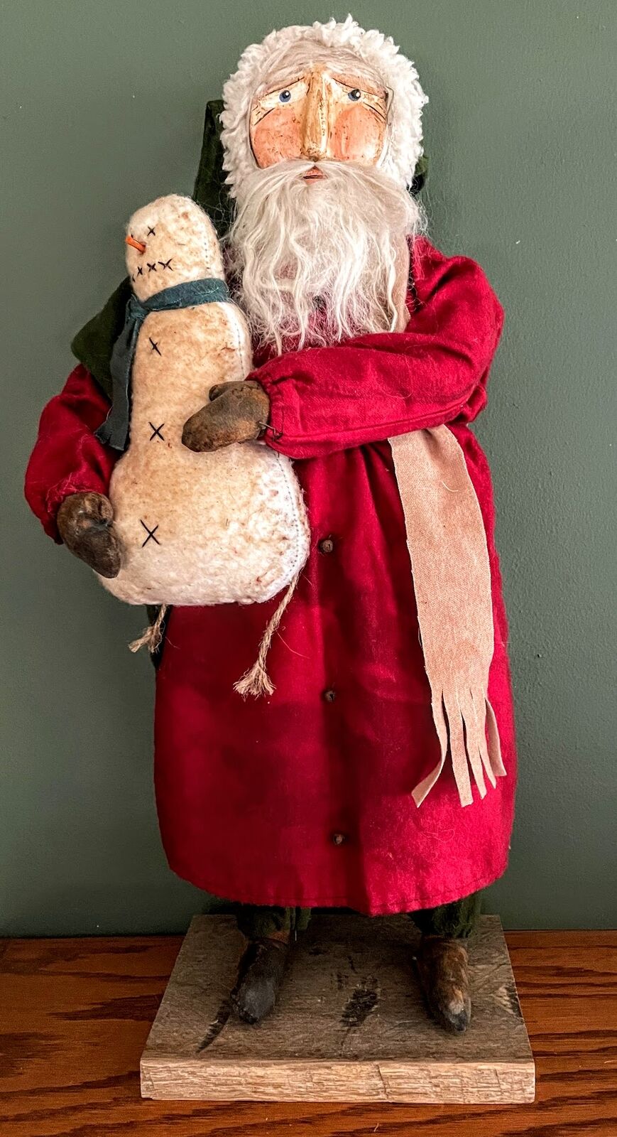 Primitive Early American Hand Sculpted Clay Face Santa with Snowman 19&quot; - The Primitive Pineapple Collection