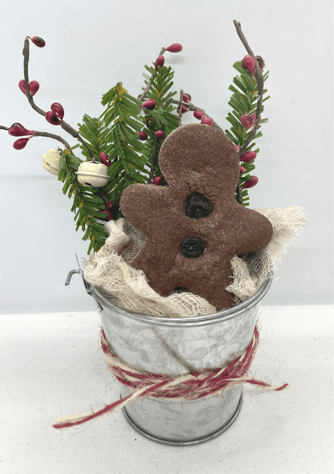 Primitive Christmas Gingerbread filled Tin Pail Berries/ bells / Holiday Greens - The Primitive Pineapple Collection