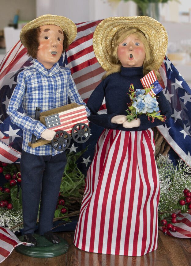 Byers Choice Carolers American Flag Patriotic Woman 2023 New - The Primitive Pineapple Collection