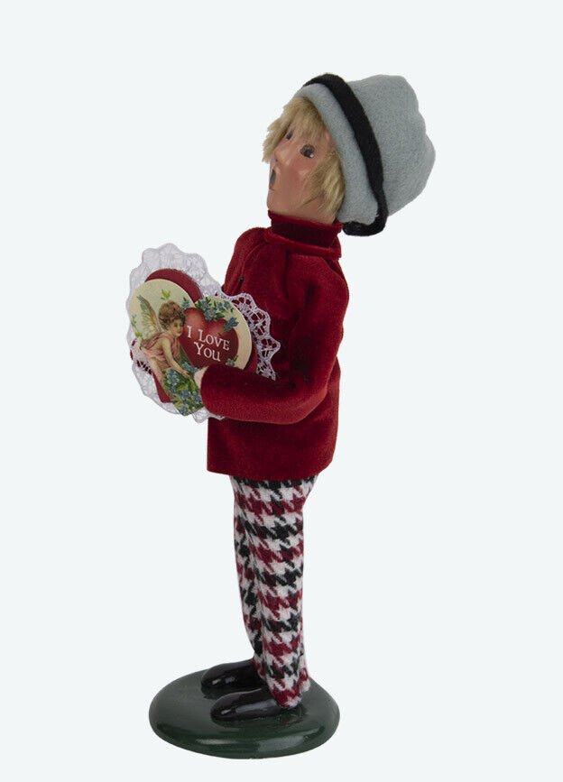 Primitive Colonial Byers Choice Valentines Day Boy w/ Heart Caroler 2023 New - The Primitive Pineapple Collection