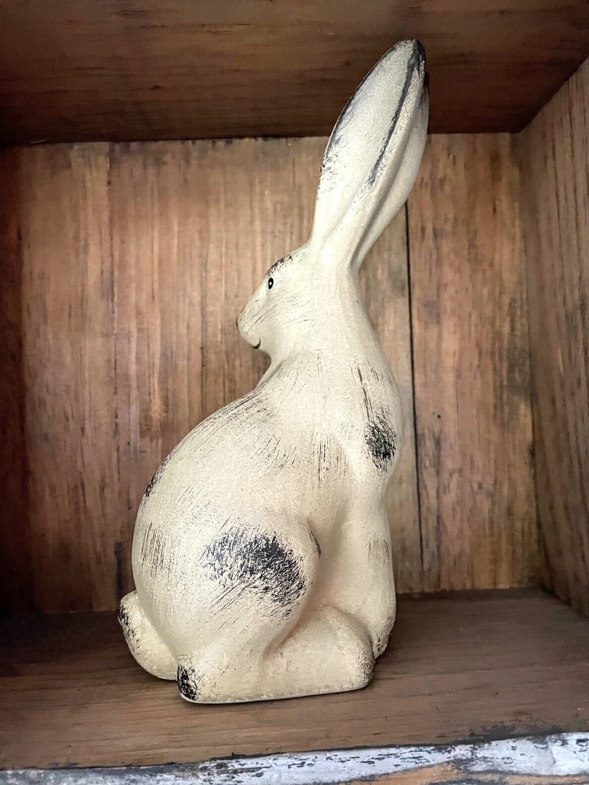 Primitive Farmhouse Spring 8&quot; Terra Cotta Bunny Rabbit Figurine - The Primitive Pineapple Collection