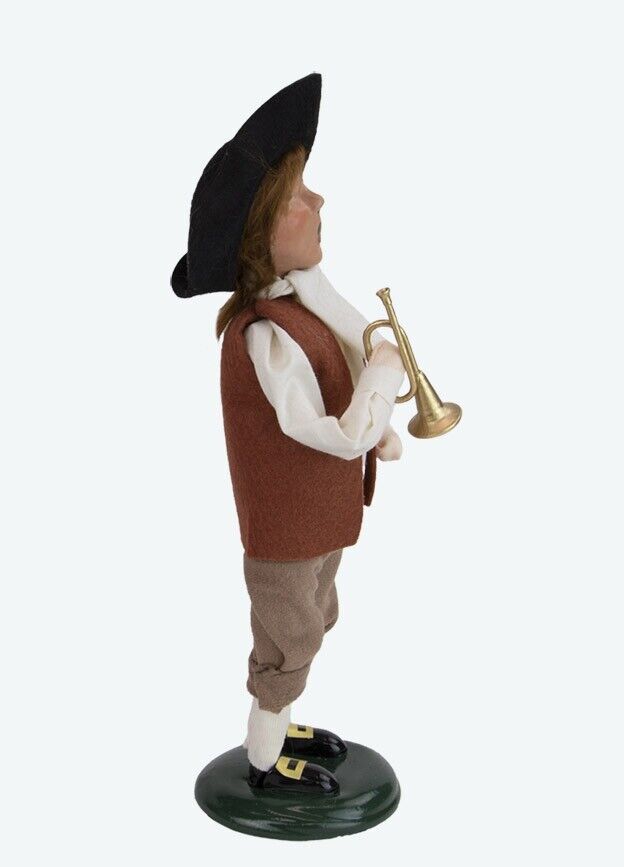 Primitive Colonial Byers Choice 2023 Colonial Boy w/ Horn Authorized Dealer - The Primitive Pineapple Collection