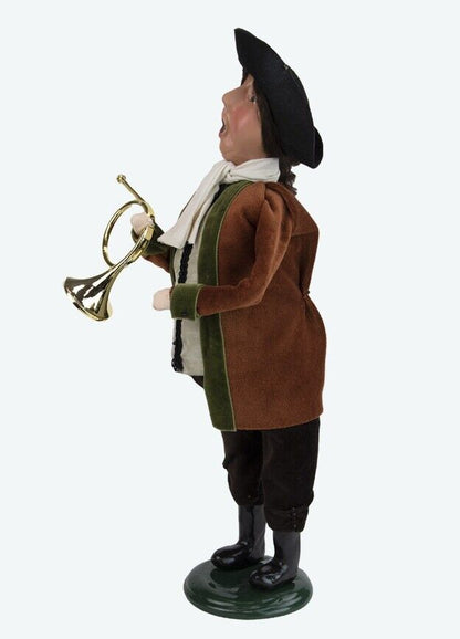 Primitive Colonial Byers Choice 2023 Colonial Man w/ French Horn Authorized Deal - The Primitive Pineapple Collection