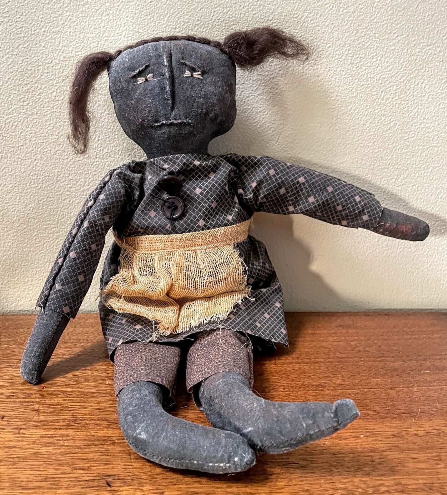 Primitive Farmhouse 13&quot; Martha Black Rag Doll Dress and Apron Handcrafted - The Primitive Pineapple Collection