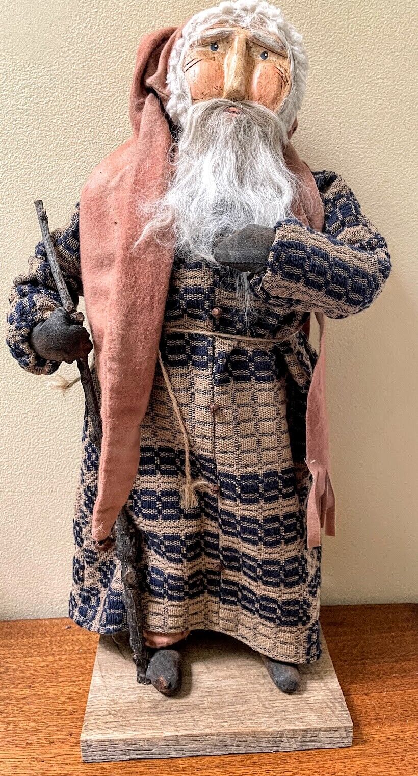 Primitive Early American Hand Sculpted Clay Face Santa w/ Blue Coverlet Robe 19&quot; - The Primitive Pineapple Collection