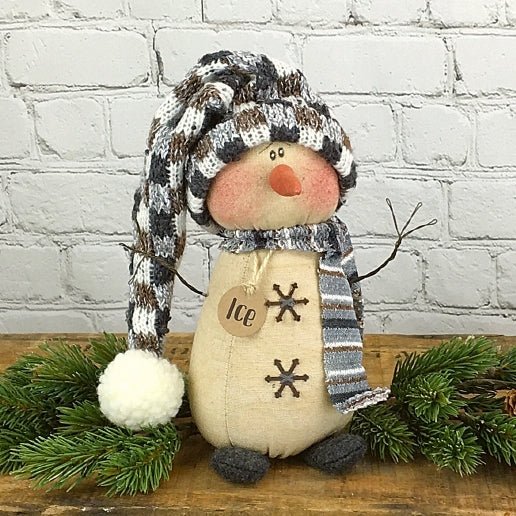 Honey and Me Christmas Ice the Snowy Snowman C2142 - The Primitive Pineapple Collection