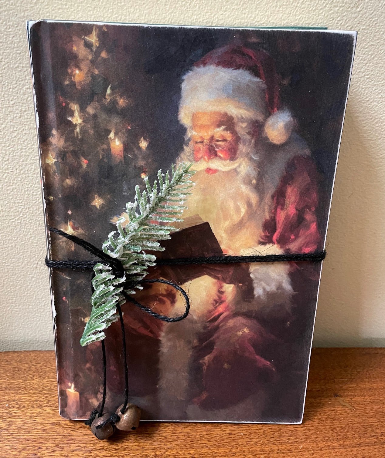 Handcrafted Vintage Look Kris Kringle Holiday Book - The Primitive Pineapple Collection