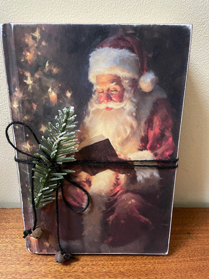 Handcrafted Vintage Look Kris Kringle Holiday Book - The Primitive Pineapple Collection